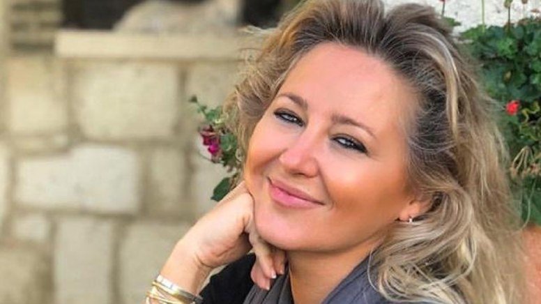 Pınar Aylin’in kızı Maya Tokatlıoğlu Çeşme’de görüntülendi