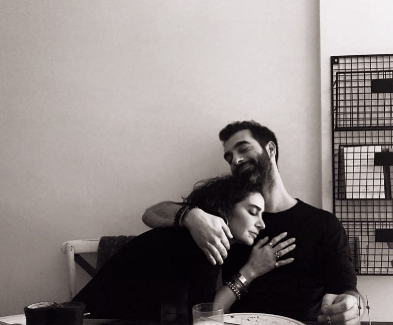 Sıla kendi doğum gününde sevgilisi İlker Kaleli'ye aşkını haykırdı