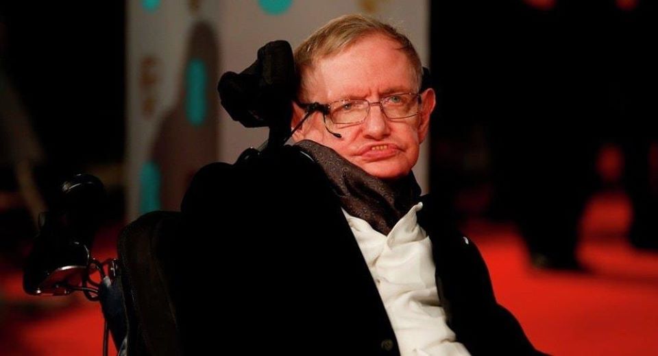 Stephan Hawking "Ayaklarınıza değil, yıldızlara bakın. Evren'in var olmasını neyin sağladığını merak edin. Önemli olan vazgeçmemeniz. Hayal gücünüzü serbest bırakın, geleceği şekillendirin"