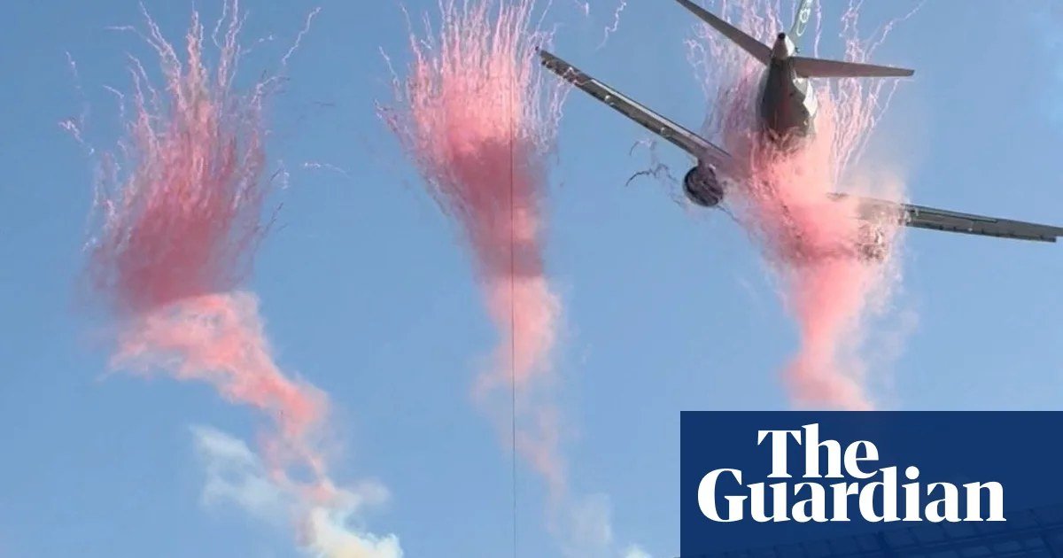 Airlink Defends Low-Altitude Stadium Flyby Before Rugby Test Match in Cape Town
