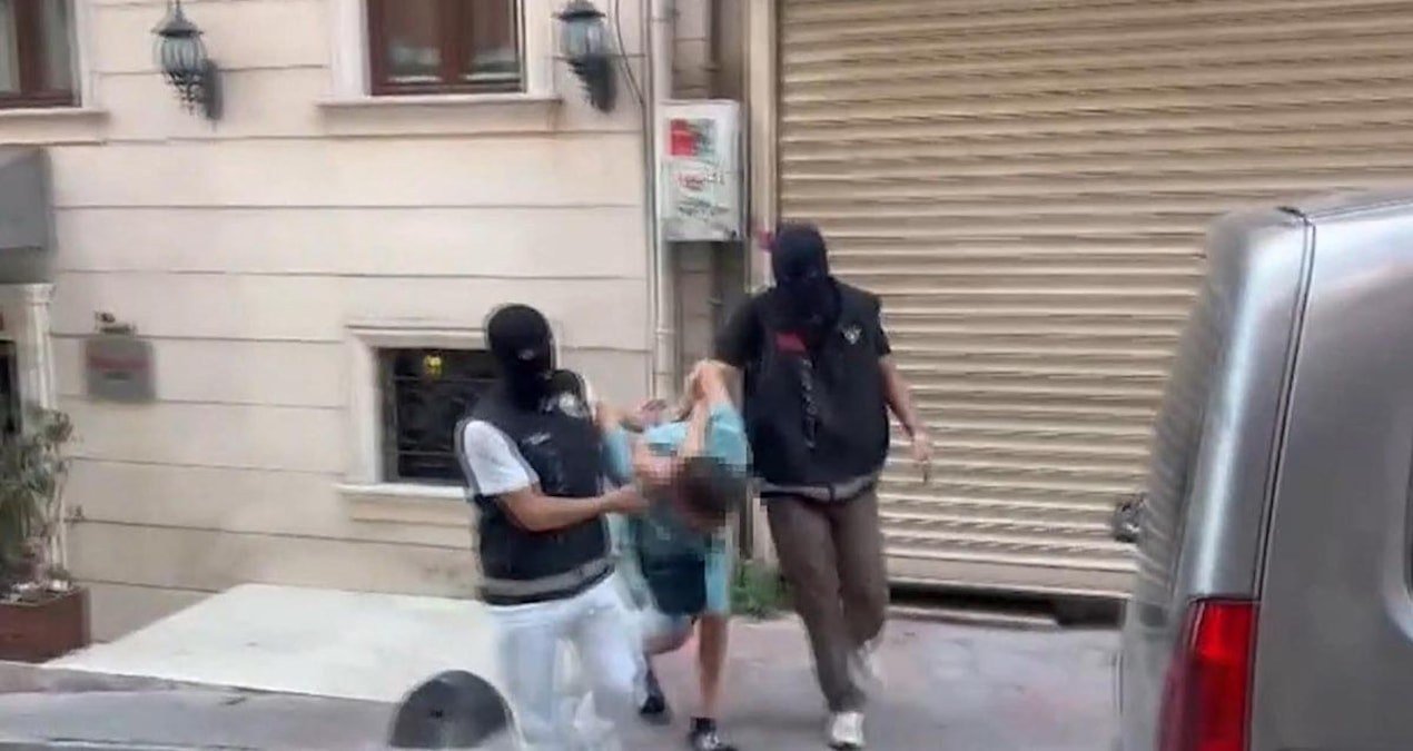 Birleşik Krallık’ın aradığı uyuşturucu şüphelisi Beyoğlu’nda yakalandı