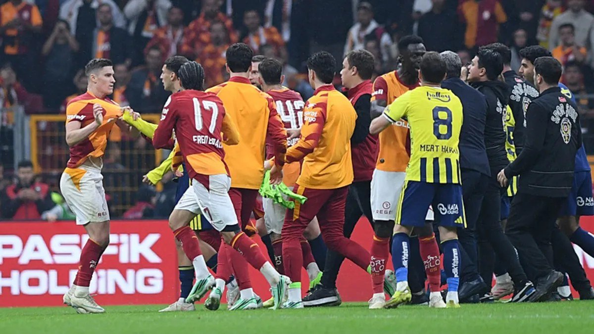 Galatasaray-Fenerbahçe derbisi yabancı basında: Osimhen ve arbede gündemde