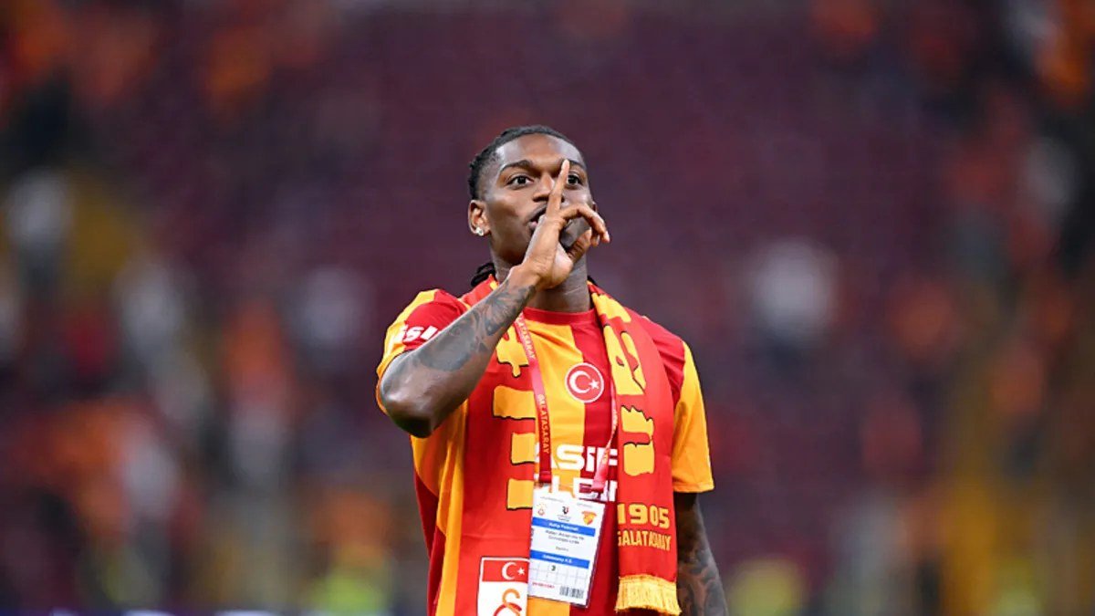 Galatasaray, Rafael Leão’yu Kadrosuna Kattı: Transferin Maliyeti Açıklandı
