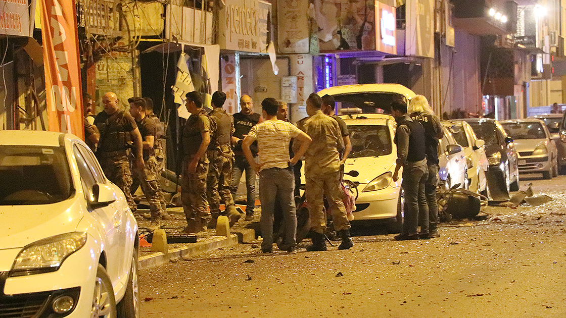 Hatay'ın İskenderun ilçe merkezinde terör saldırısı.
