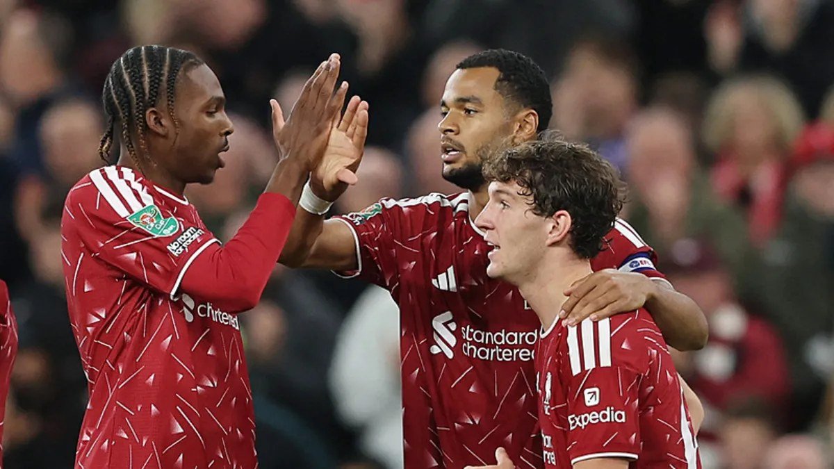 Liverpool, Lig Kupası’nda Tottenham’ı 3-1 yenerek tur atladı