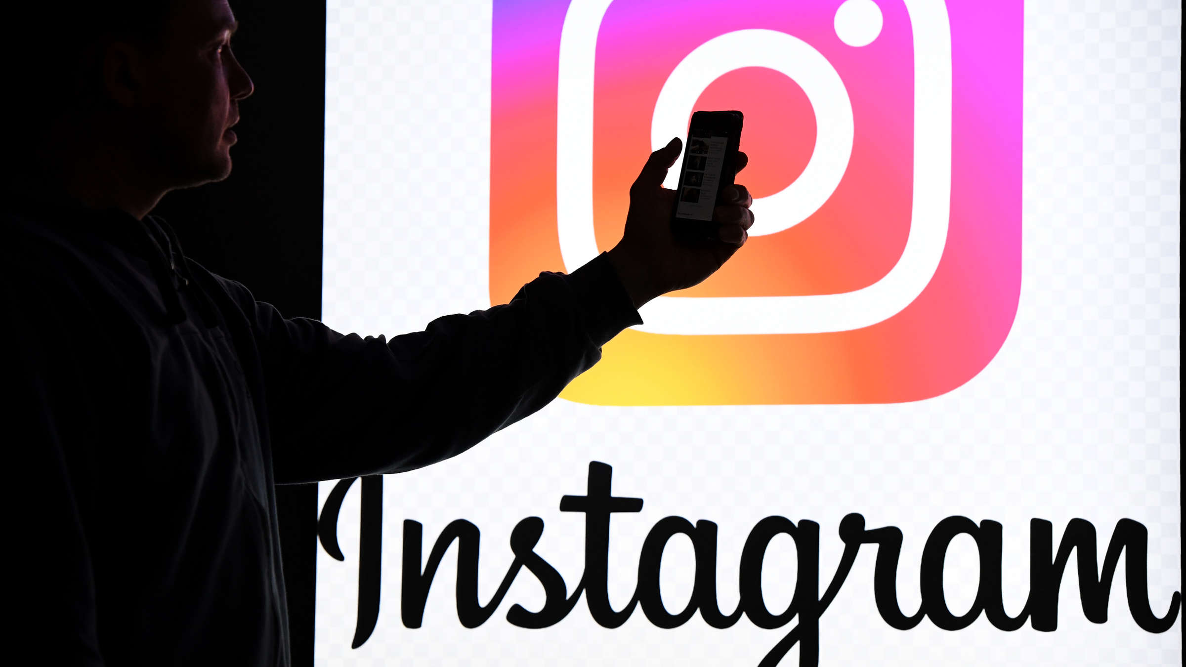 Instagram’da tepki! Cinsiyetlerini değiştiriyorlar