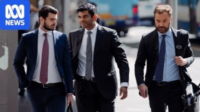 ICAC Inquiry Hears of Toplace Lawyer's Efforts Against Former Building Commissioner