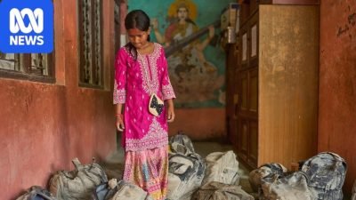 Nepali Teacher Evacuates 1,600 Students Minutes Before School Is Swept Away by Floods