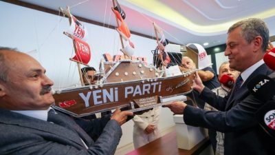 YENİ Parti’ye 18 günde 600 bini aşkın üye: Özgür Özel hedefini açıkladı