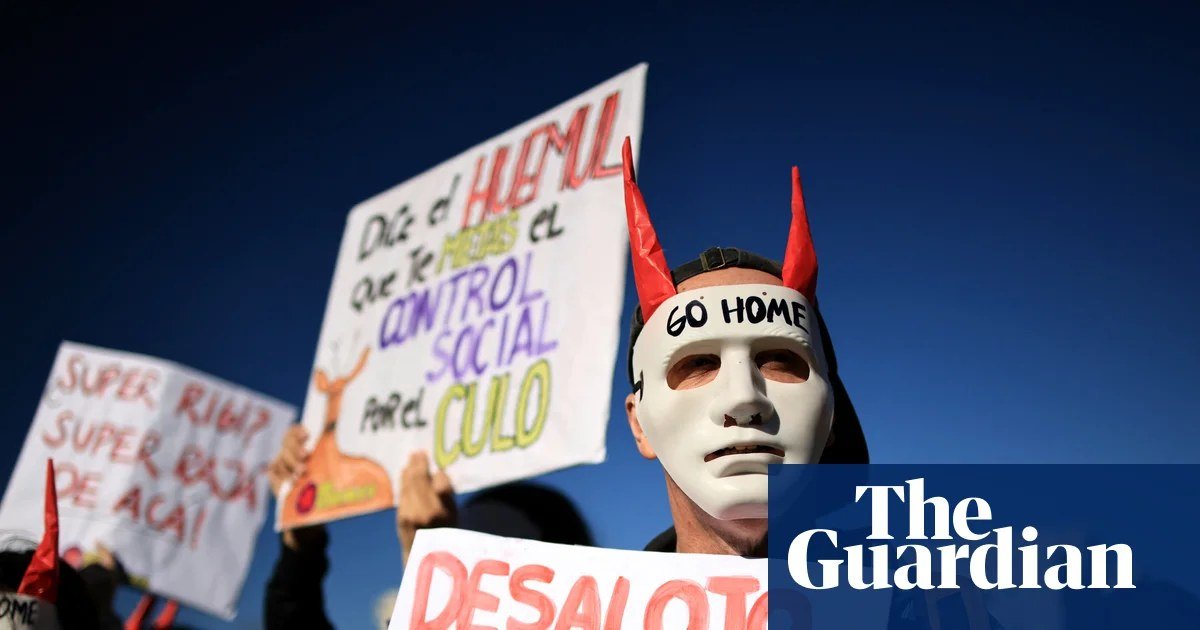 Protests and Legislative Scrutiny Follow Peter Thiel's Move to Argentina