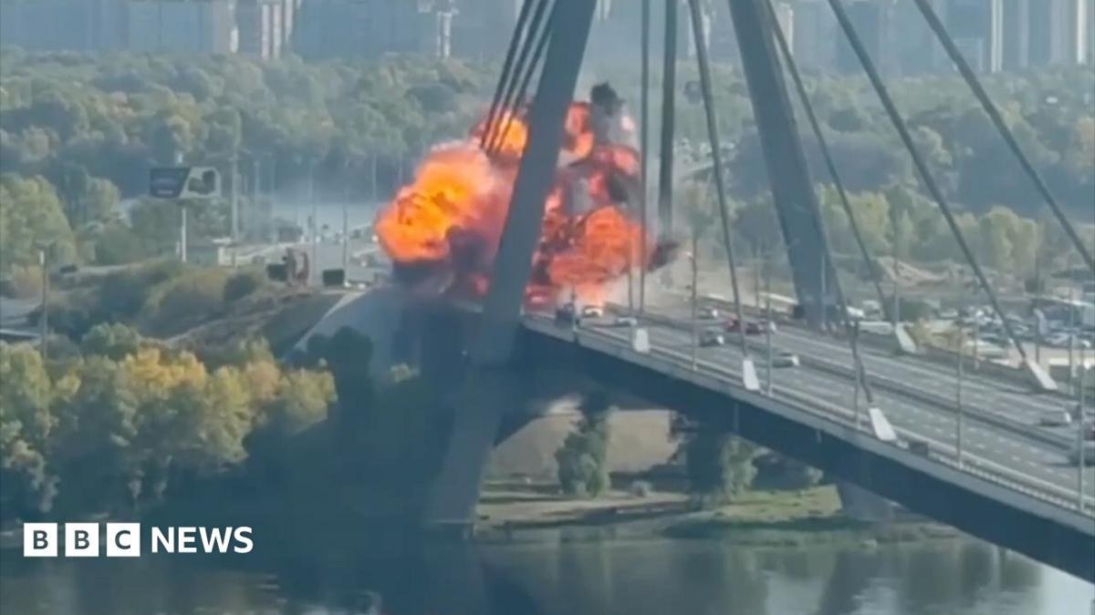 Russian Drones Hit Kyiv Bridges for Fourth Day as German Chancellor Makes Surprise Visit