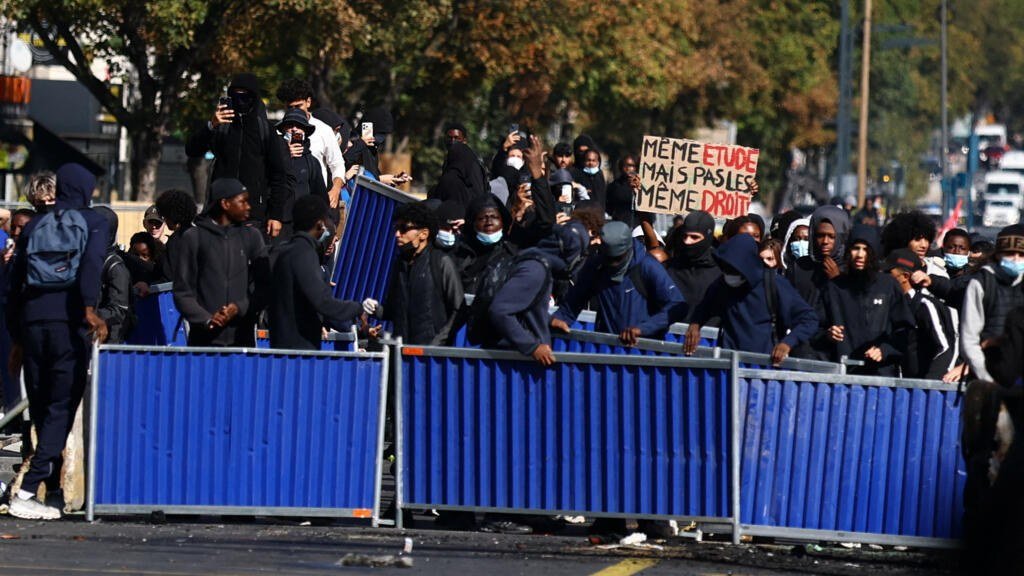 School Protests Spread Across France as Tensions Rise and Violence Escalates