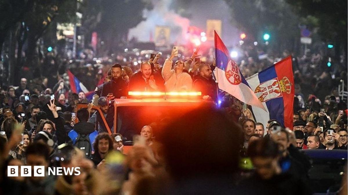 Serbian President Concedes Parliamentary Election Defeat to Student Movement